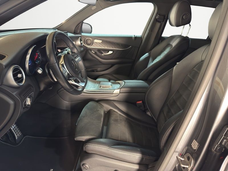 Mercedes-Benz GLC 300 2022