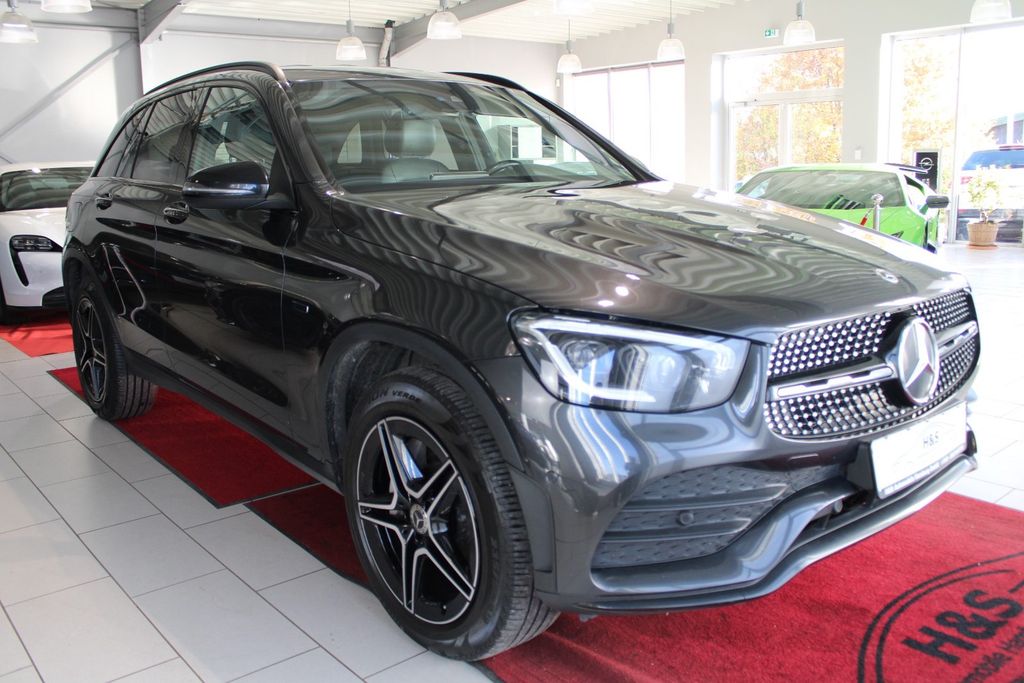 Mercedes-Benz GLC 300 2021