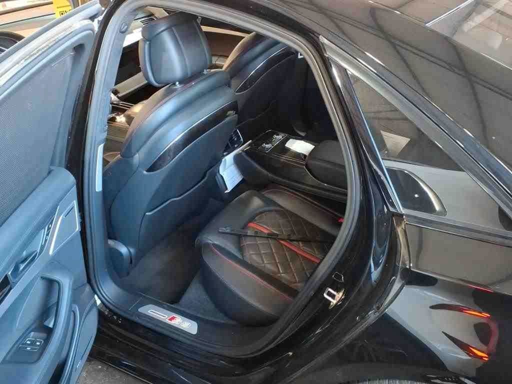 Audi S8 2017