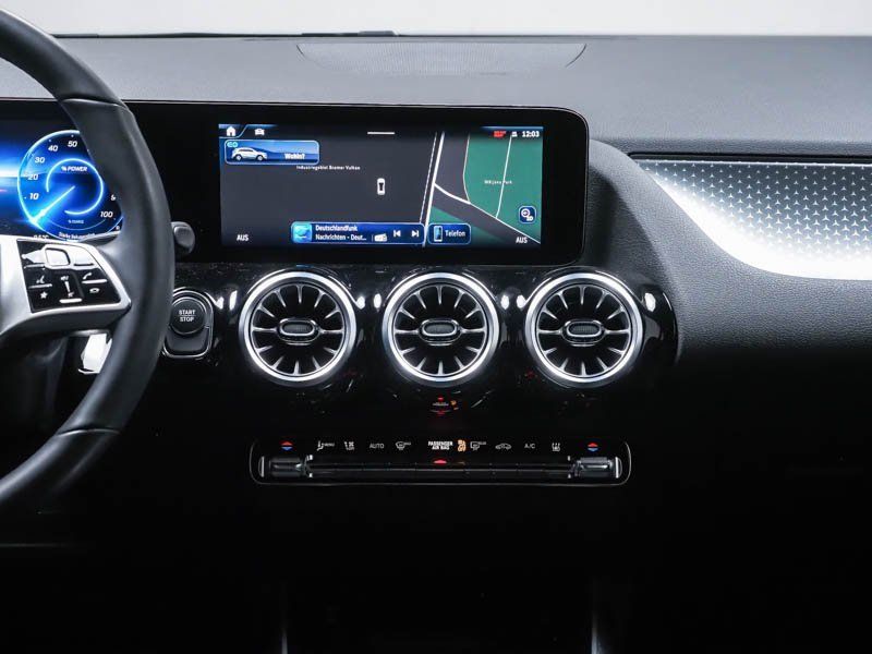 Mercedes-Benz EQA 2024