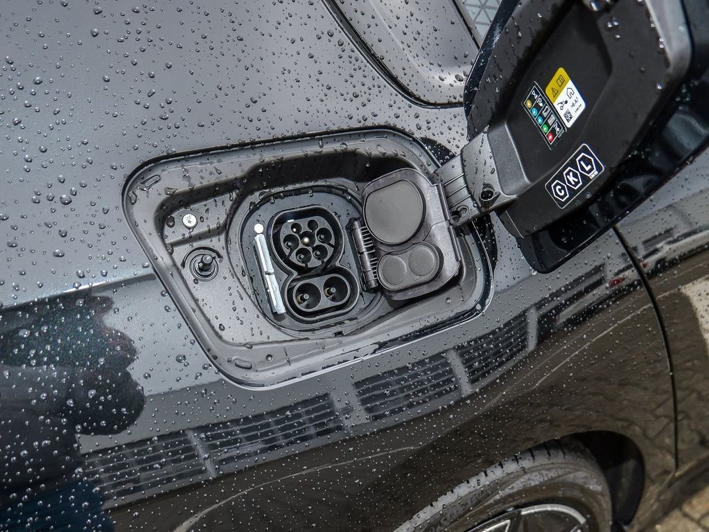 BMW i7 2024