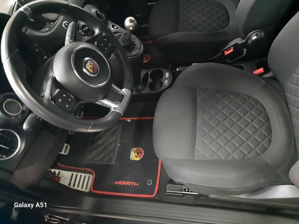 Abarth 595 2023