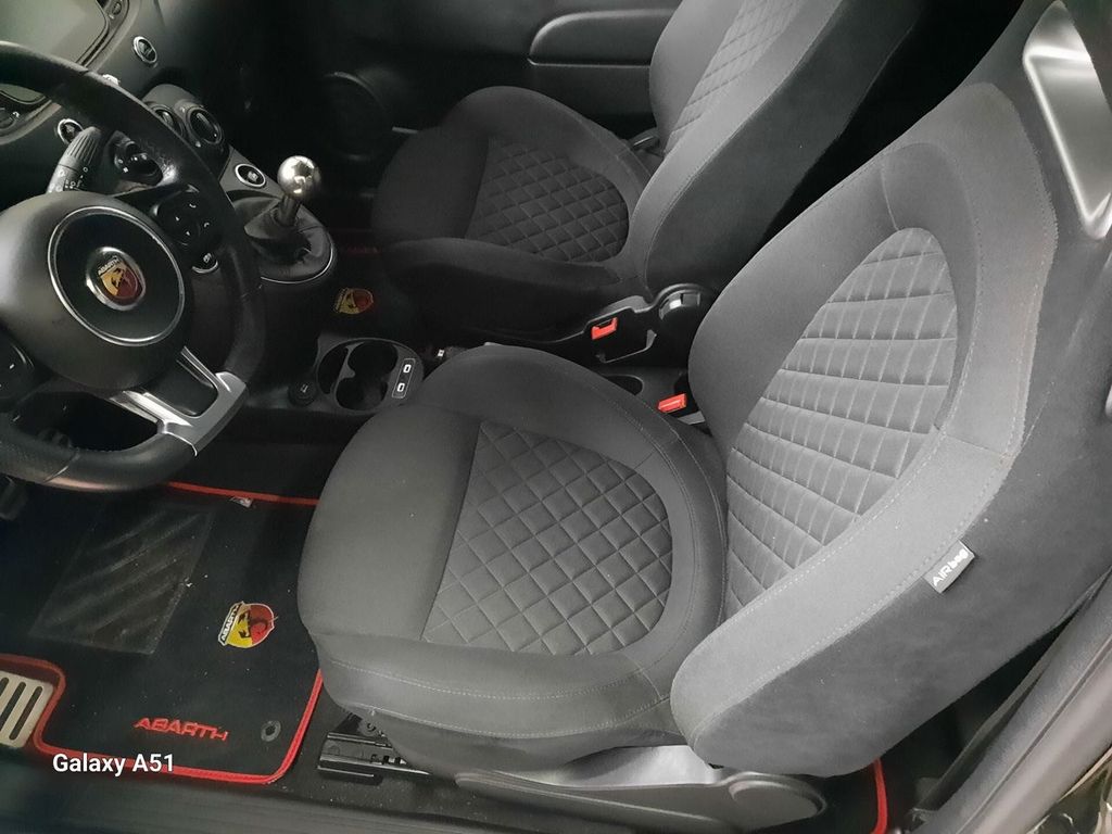 Abarth 595 2023