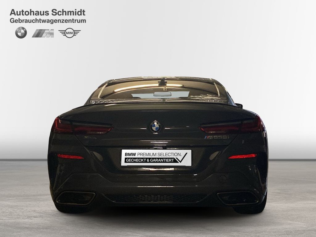 BMW M850 2022