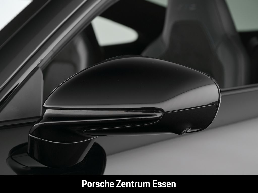 Porsche 992 2025