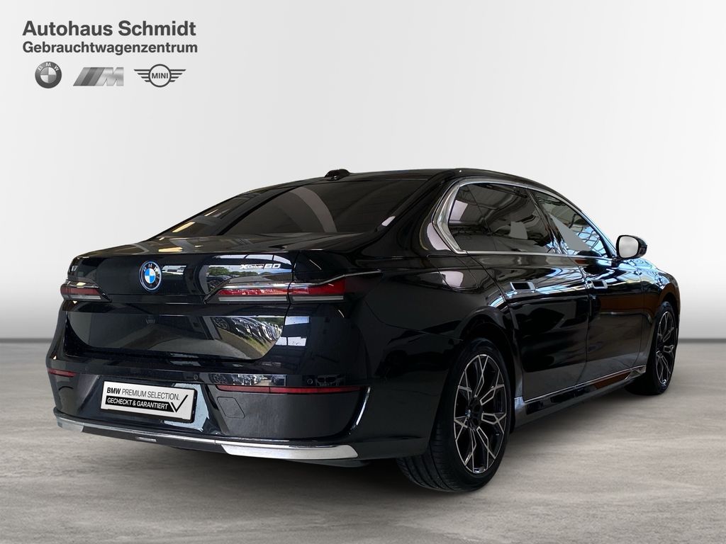 BMW i7 2024
