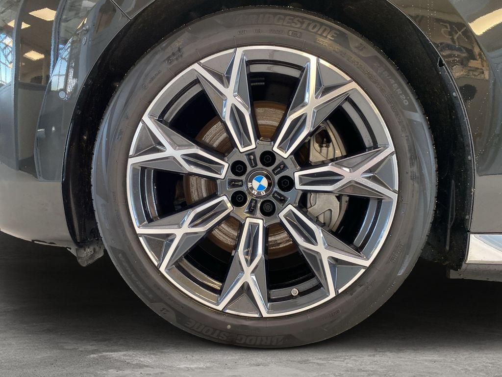 BMW i7 2024