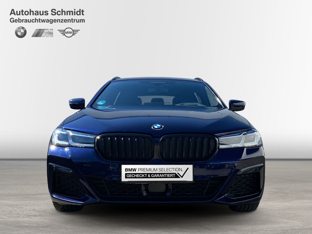 BMW 520 2022