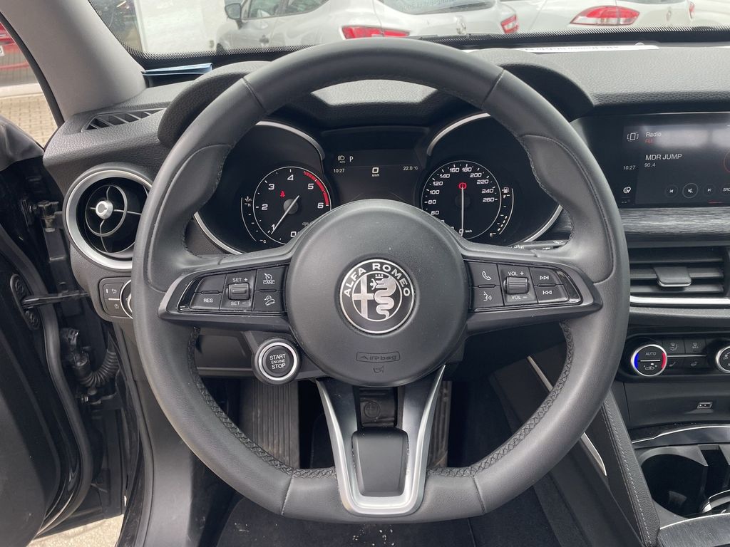 Alfa Romeo Stelvio 2021