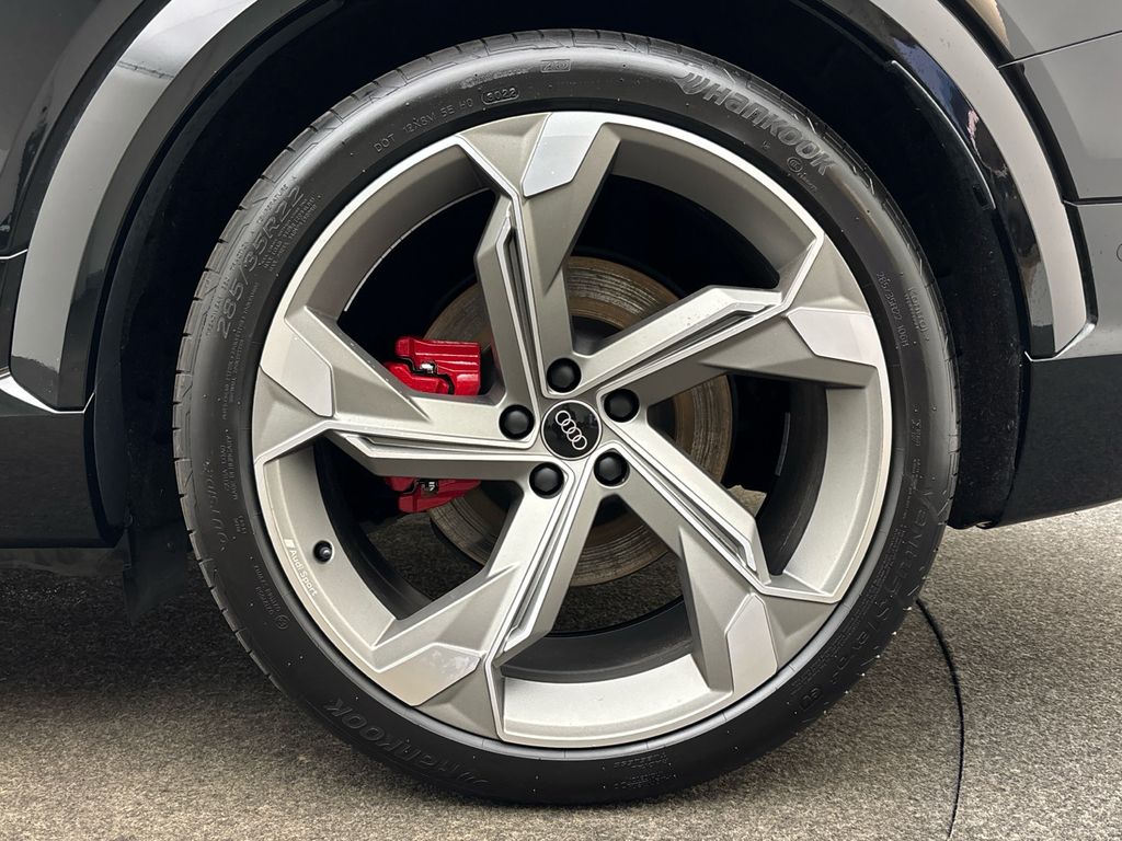 Audi SQ8 e-tron 2023