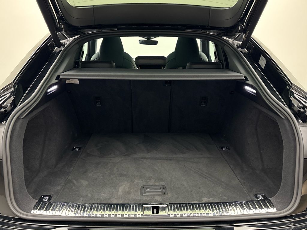 Audi SQ8 e-tron 2023