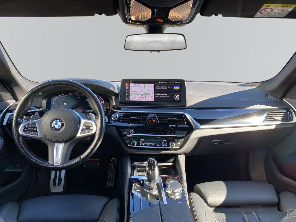 BMW 520 2022