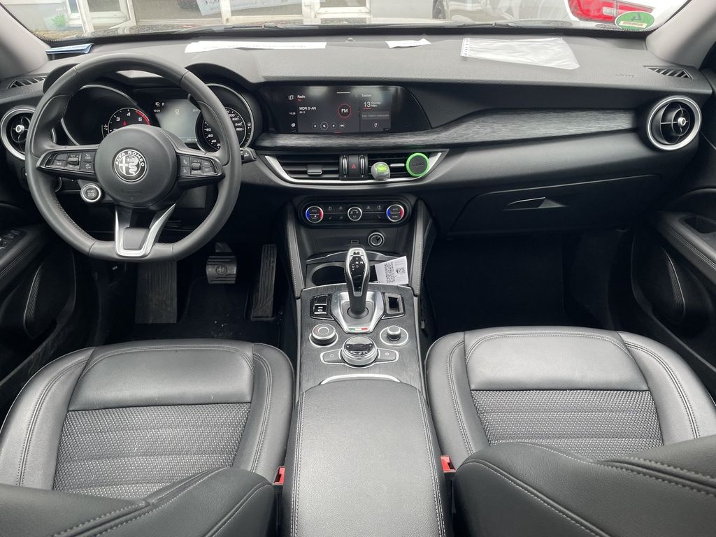 Alfa Romeo Stelvio 2021