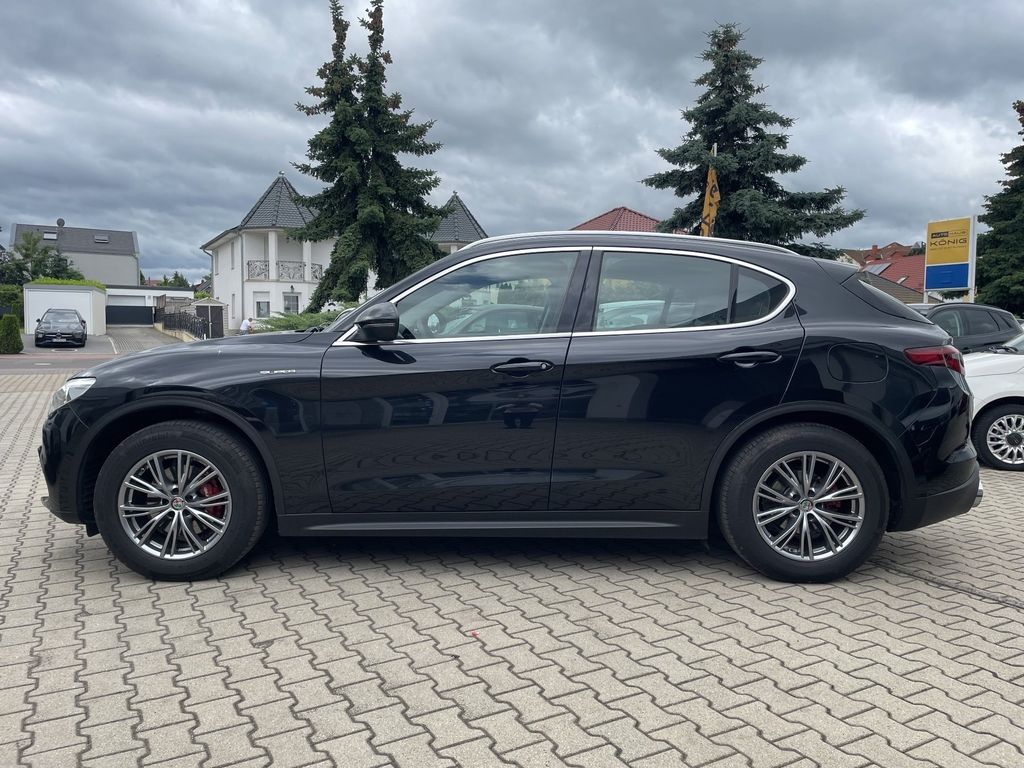 Alfa Romeo Stelvio 2021