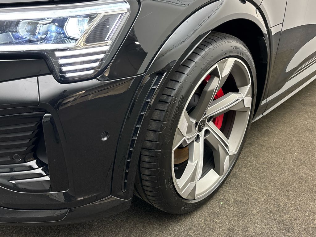 Audi SQ8 e-tron 2023