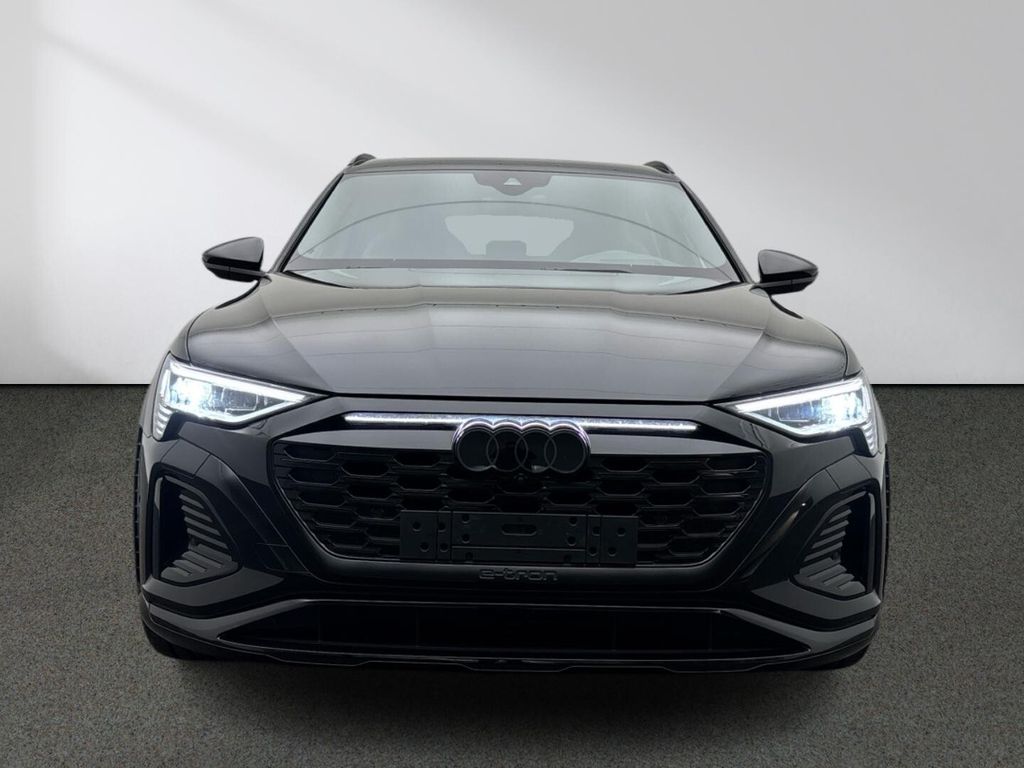 Audi SQ8 e-tron 2023