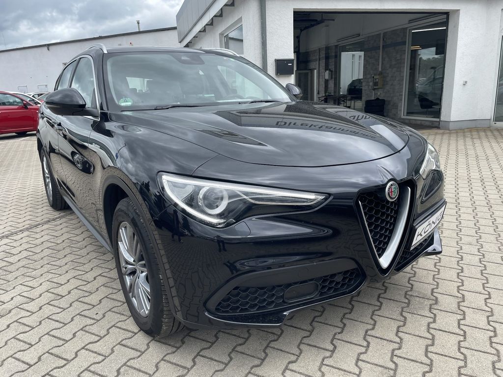 Alfa Romeo Stelvio 2021