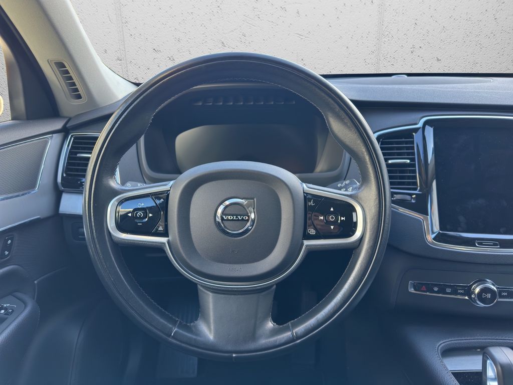 Volvo XC90 2021