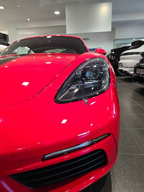 Porsche Cayman 2024