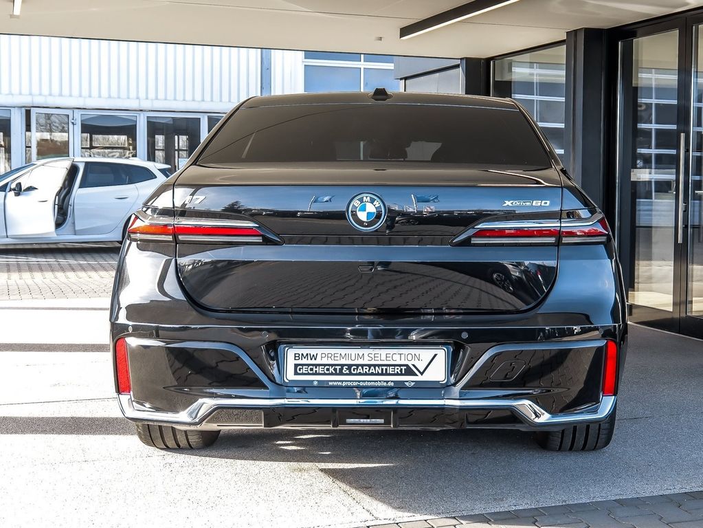 BMW i7 2024