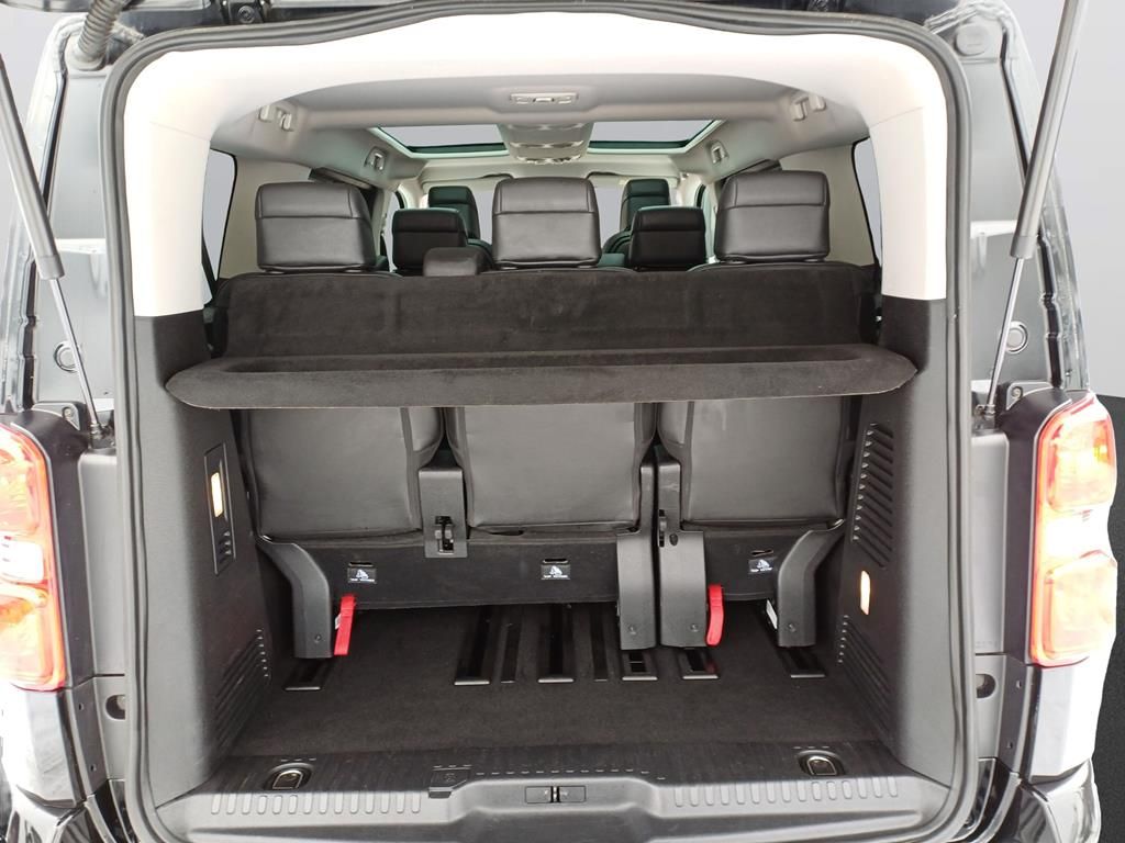 Peugeot Traveller 2020