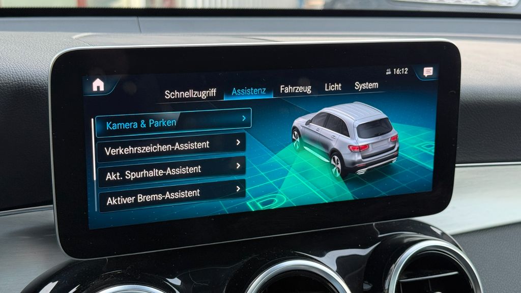 Mercedes-Benz GLC 300 2021