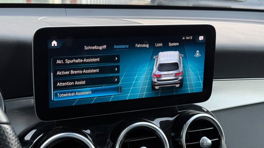 Mercedes-Benz GLC 300 2021