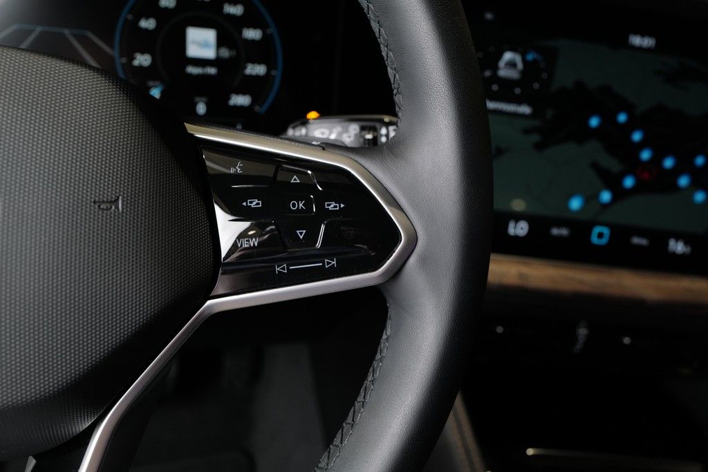 Volkswagen Touareg 2024