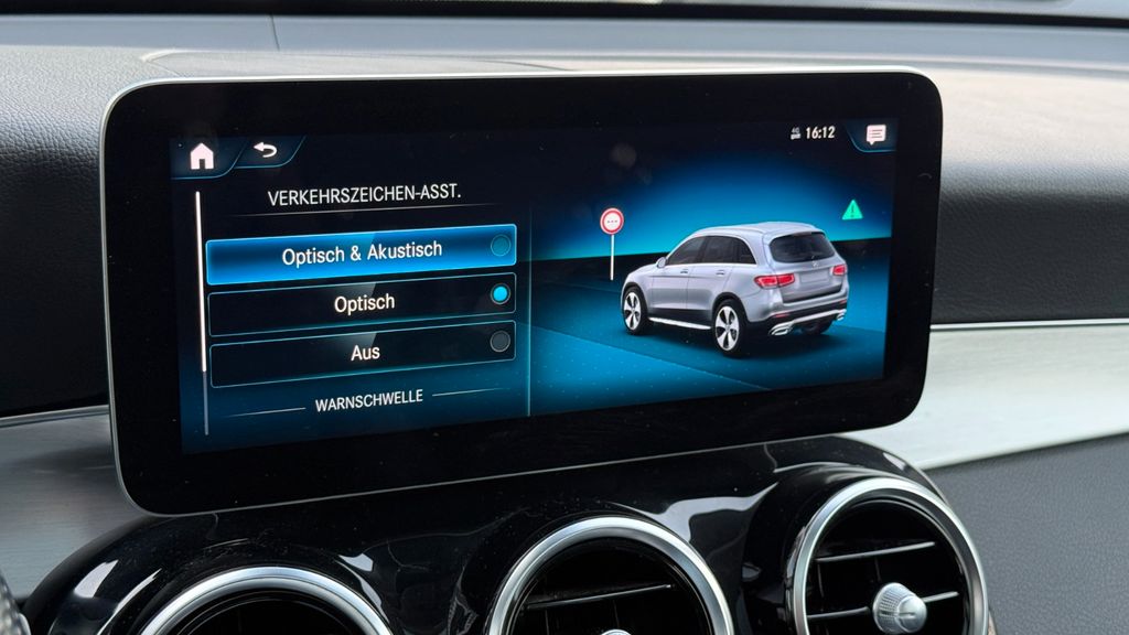 Mercedes-Benz GLC 300 2021