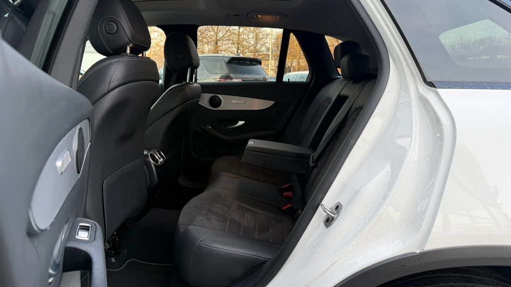 Mercedes-Benz GLC 300 2021