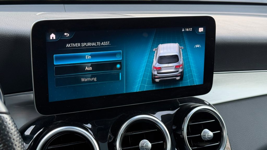 Mercedes-Benz GLC 300 2021