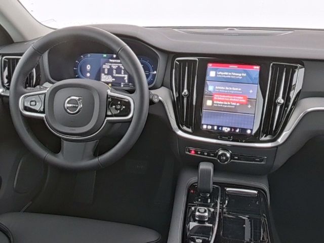 Volvo V60 2025