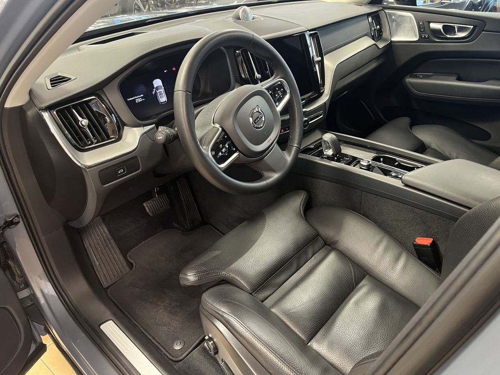 Volvo XC60 2023