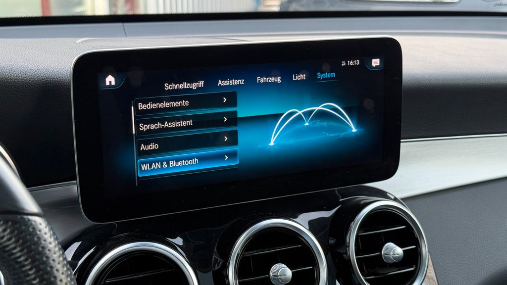 Mercedes-Benz GLC 300 2021