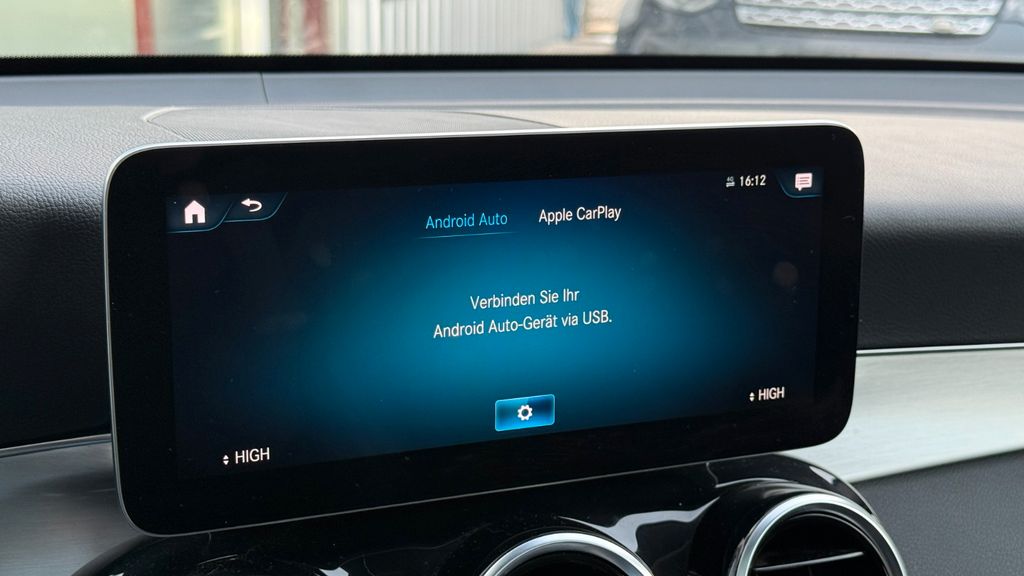 Mercedes-Benz GLC 300 2021