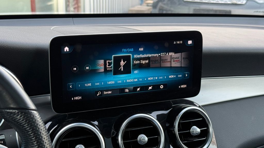 Mercedes-Benz GLC 300 2021