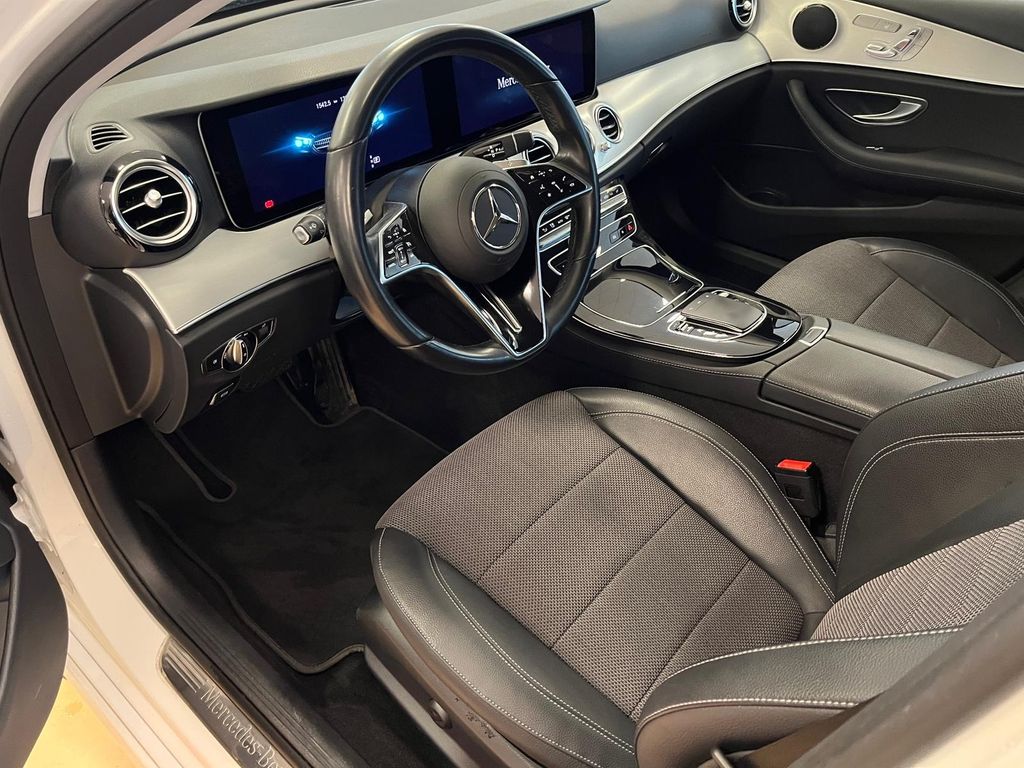 Mercedes-Benz E 220 2022