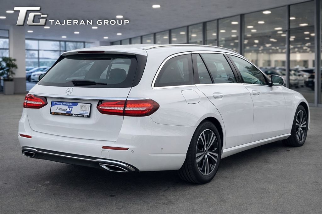 Mercedes-Benz E 220 2022