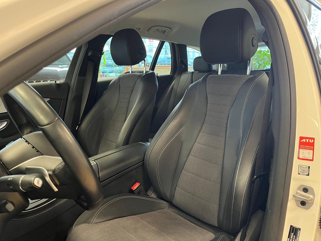 Mercedes-Benz E 220 2022