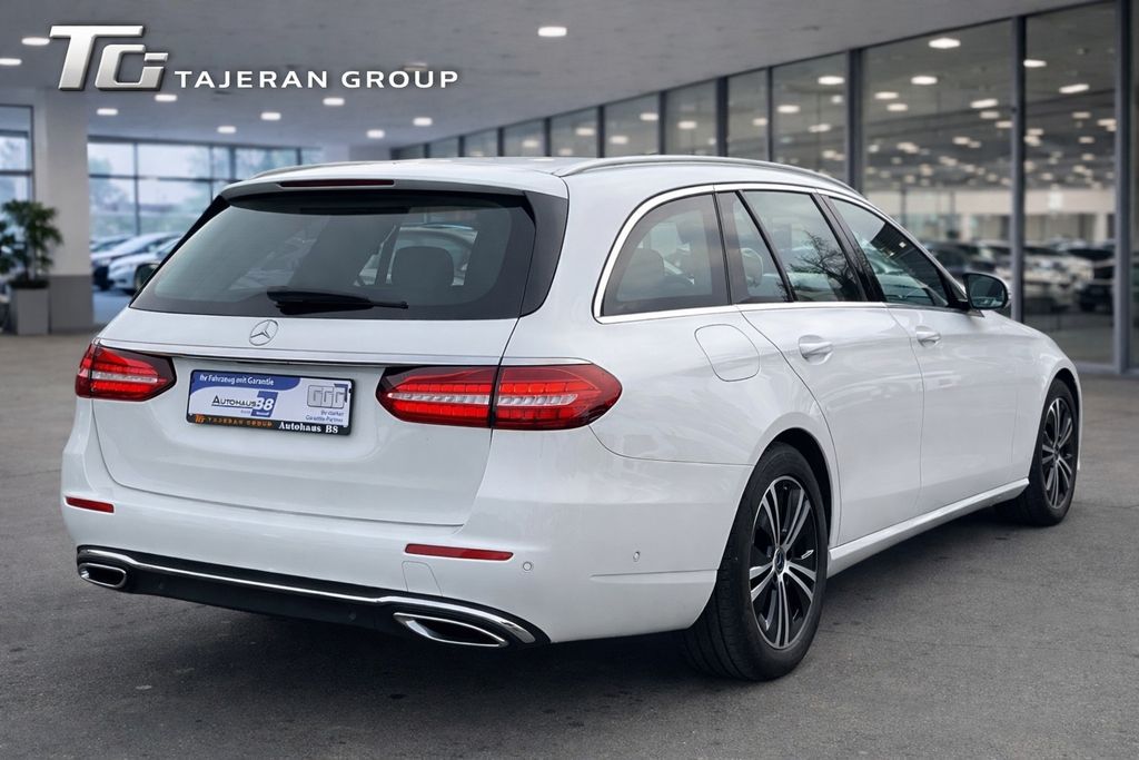 Mercedes-Benz E 220 2022