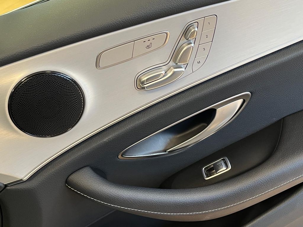 Mercedes-Benz E 220 2022