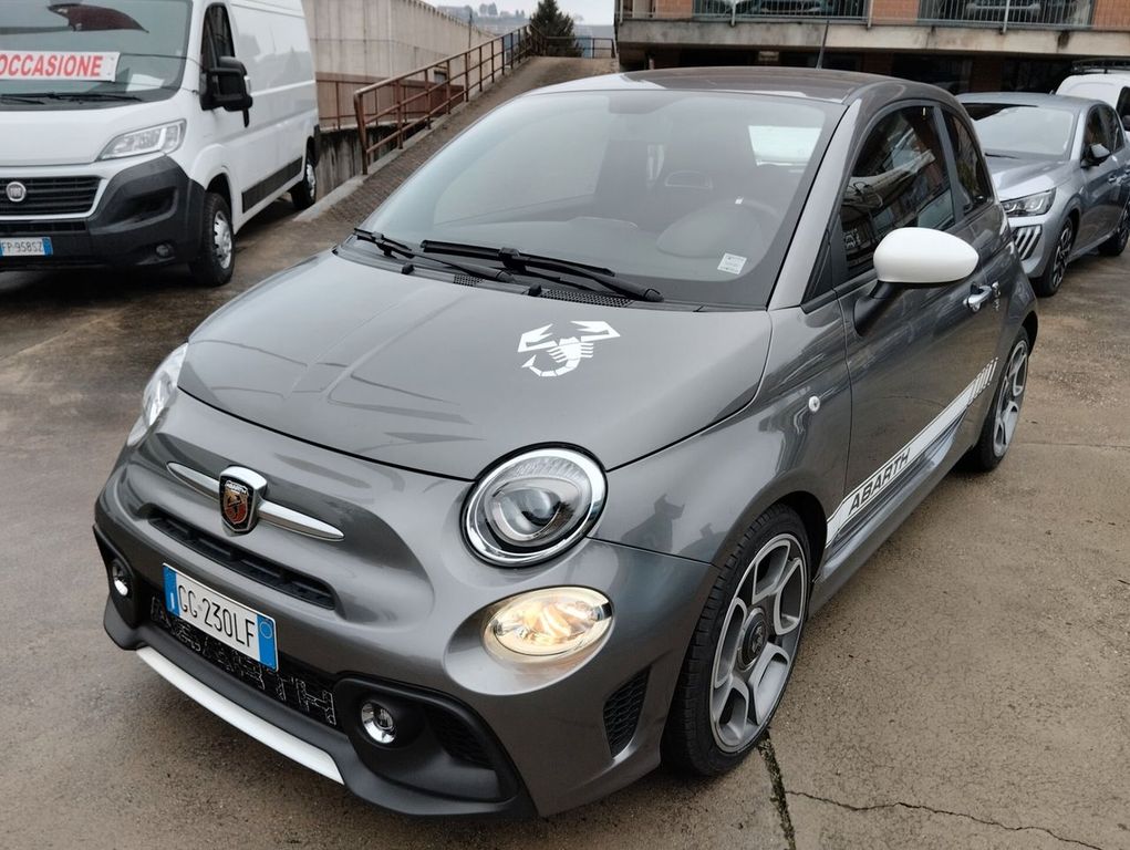Abarth 595 2021