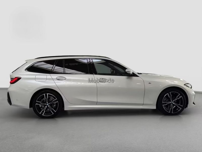 BMW 320 2025