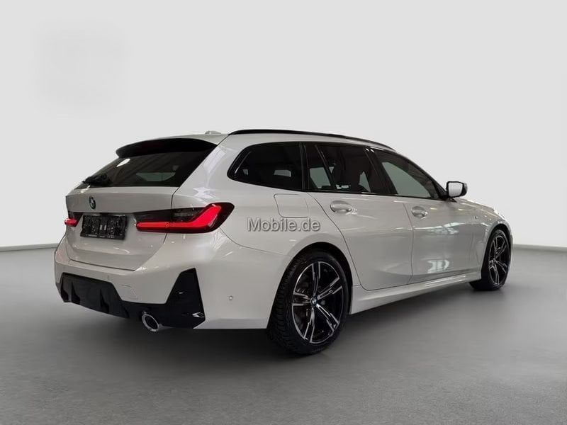 BMW 320 2025