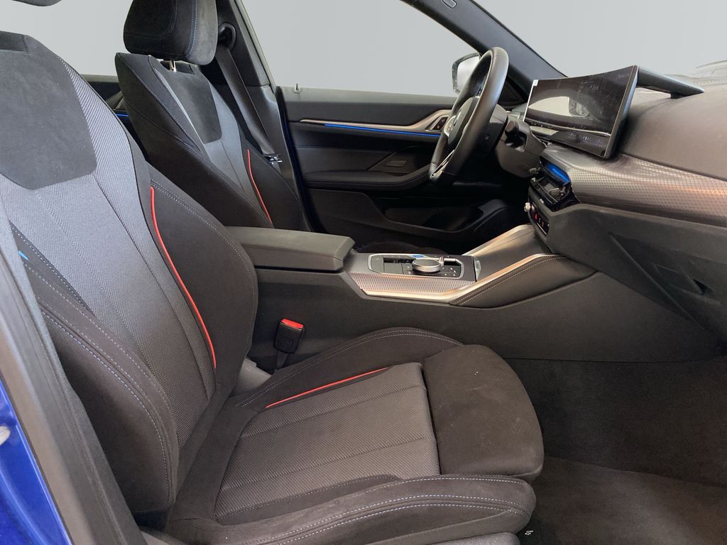 BMW i4 2025
