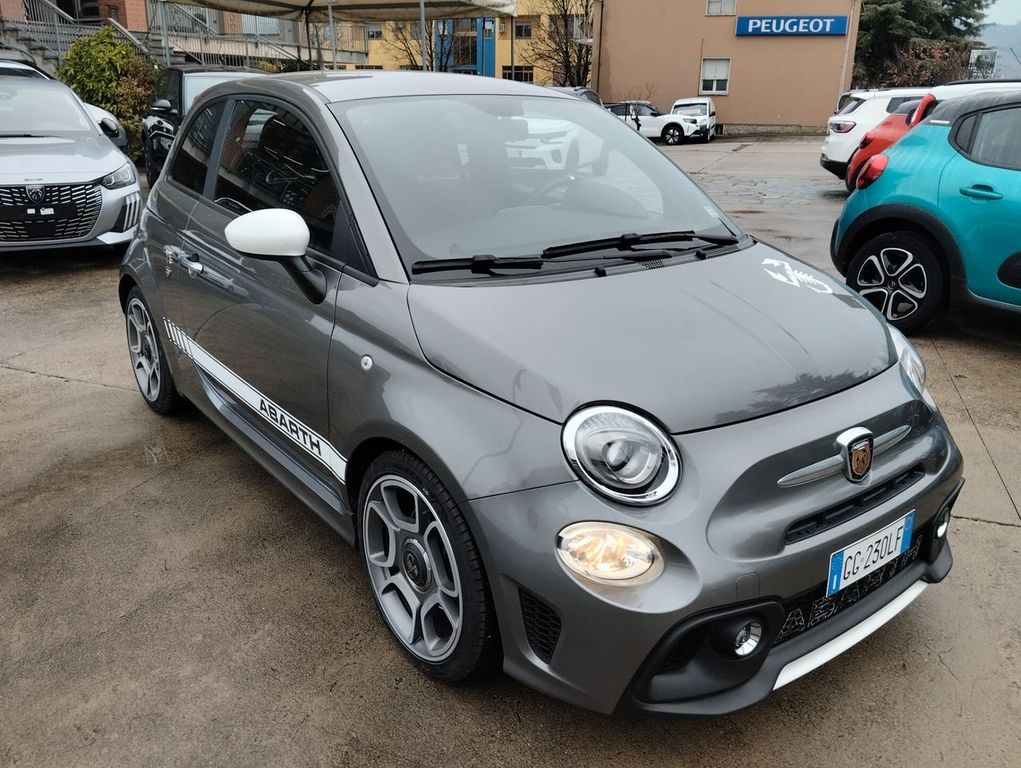 Abarth 595 2021