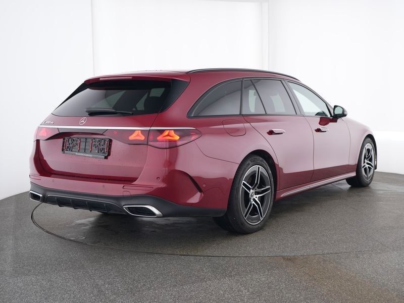 Mercedes-Benz E 300 2024