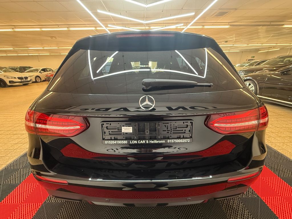 Mercedes-Benz E 220 2023