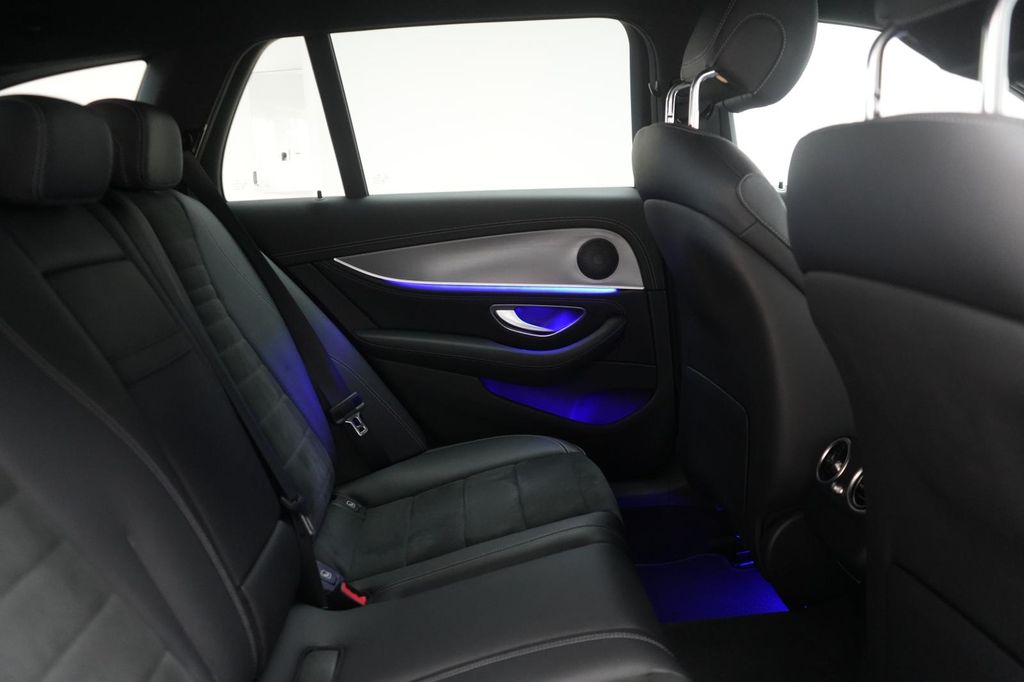 Mercedes-Benz E 300 2023