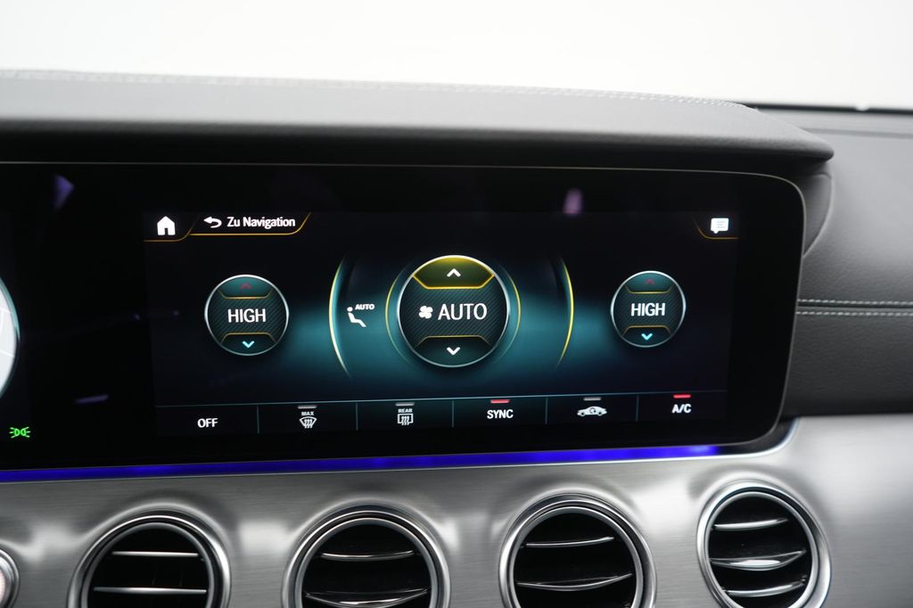 Mercedes-Benz E 300 2023